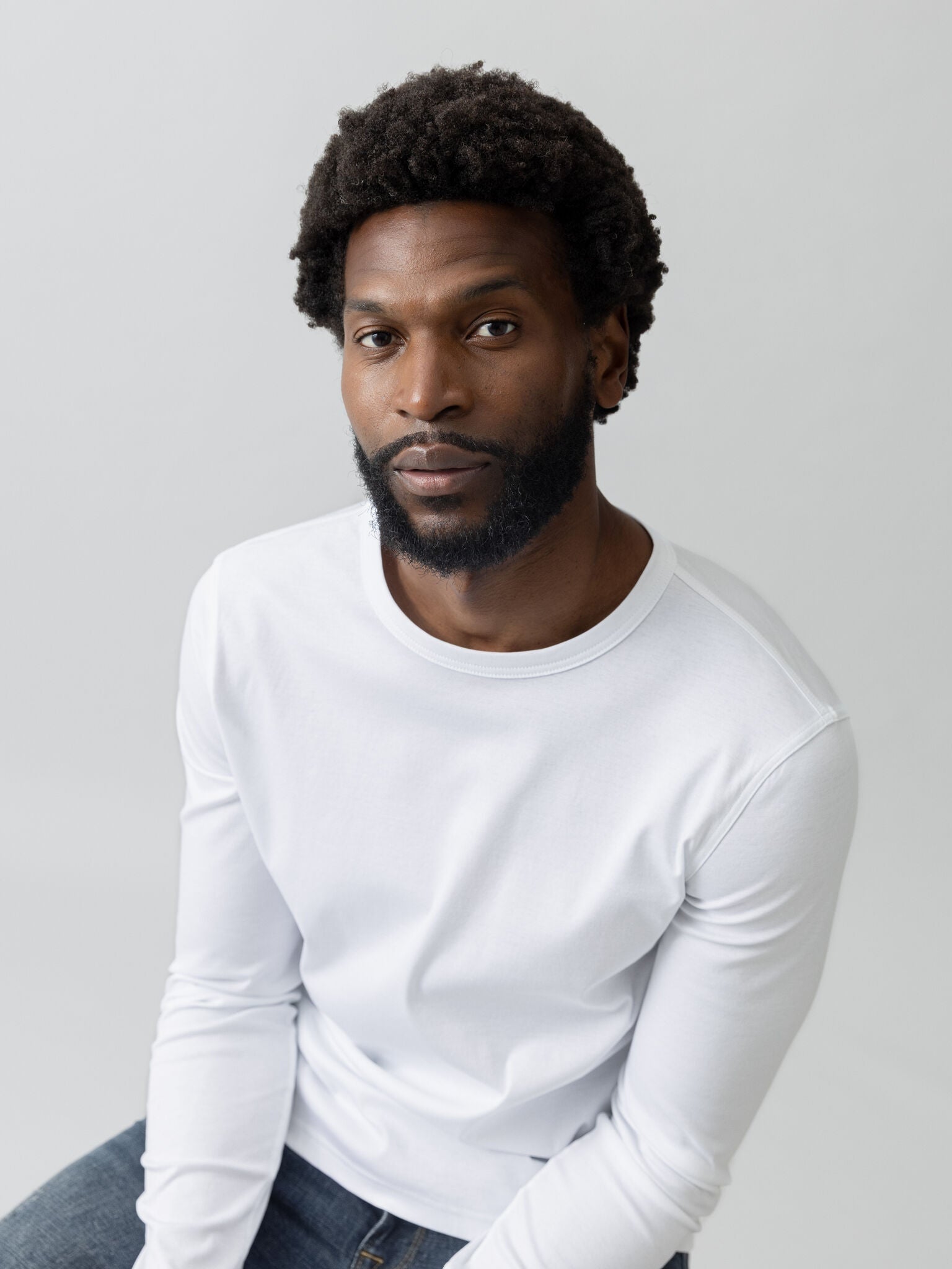 Modelshot / White / Detail